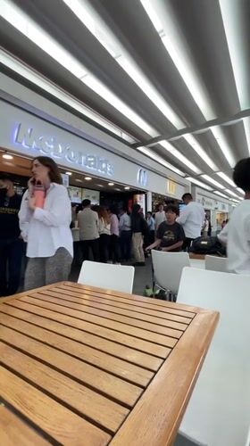 Long lines observed at Mexico City airport McDonald's