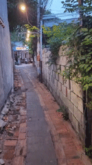Morning walkthrough captures everyday Vietnamese neighborhood scenes