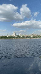 Witness documents Yekaterinburg cityscape and street art in 10-minute walkabout