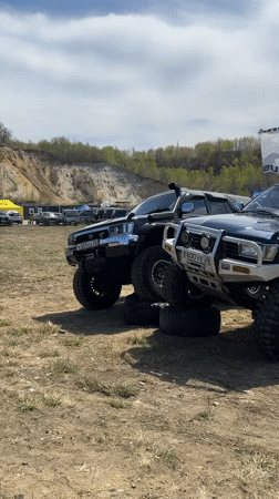 Vehicle gathering observed in Chigiri, Russia