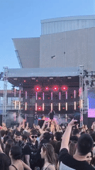 Outdoor concert draws large crowds at Arena Sofia