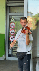 Violin playing on the streets of Podgorica