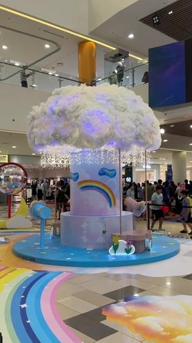 Shoppers capture casual gaming and retail moments in Vietnam malls
