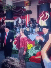 Live cultural festival blends traditional ceremony and concert performances in Nusa Agung