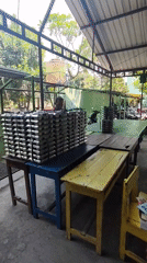 School day and aluminum delivery overlap in Kebakkramat