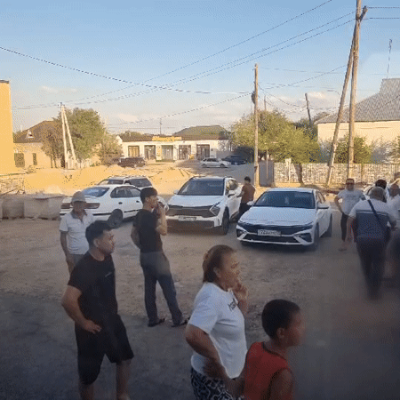 Everyday street life in Arys, Kazakhstan