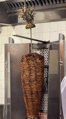 Late-night taco preparation documented at Los Tacos No. 1
