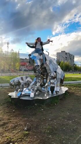 Ordinary afternoon moments captured across Monchegorsk park and waterfront