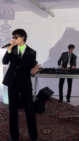Live music and dancing at an indoor Paris venue