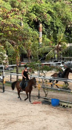Evening horseback riding session documented in Kuta Selatan