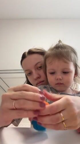 Morning family routines captured in Reshetnikovo home