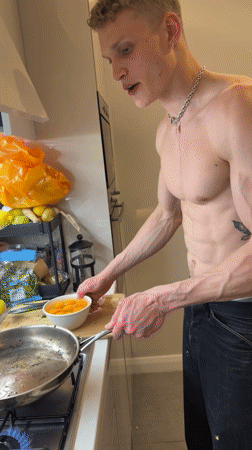 Man cooks eggs shirtless in London kitchen