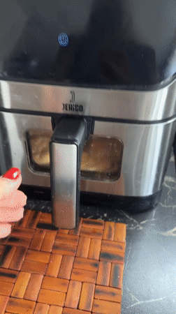 Sochi resident captures quiet morning domestic life in 30 memories