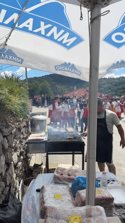 Bulgarian folk festival features children performers, traditional food in Pripek