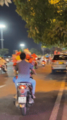 Nha Trang street life: scooters, crafts, leather goods captured