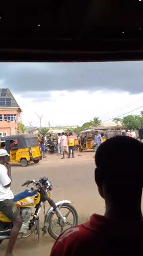 Street gatherings documented in Nsugpe, Nigeria commercial district