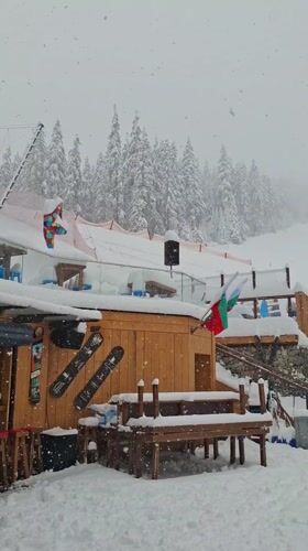 Heavy snowfall documented at Bansko ski resort Bulgaria