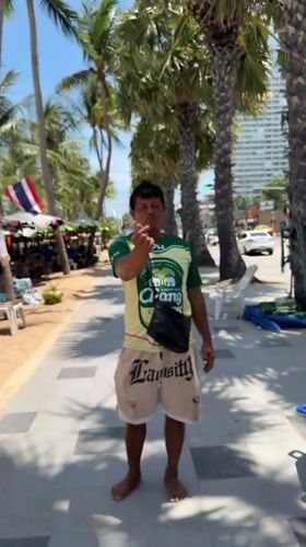 Heart gesture and toddler moments captured in Pattaya