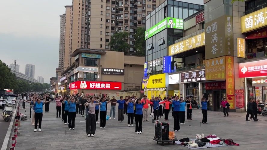 Daily life scenes captured across Jiangjin, China