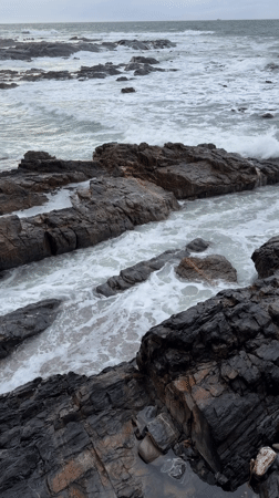 Rough seas and stormy weather hit Cape Town coastline