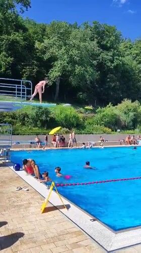 Sunny afternoon at the Dinkelscherben outdoor pool