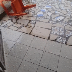 Heavy hailstorm hits Jos residential areas, flooding surfaces