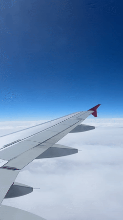 Clear skies documented from aircraft over Austrian airspace