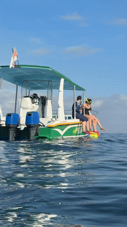 Family snorkeling excursion documented off Nusa Penida coast