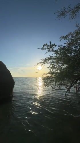 Sunset dining on Koh Phangan oceanfront