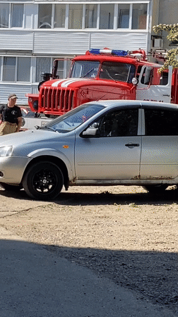 Morning scenes captured in Noviy, Russia include firetruck, selfie