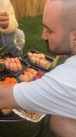 Outdoor sushi picnic observed in Kiryat Yam