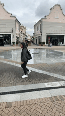 Pedestrian square with fountain documented in Richmond
