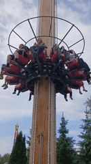 Visitors enjoy rides, attractions at Mayakovsky Park in Yekaterinburg
