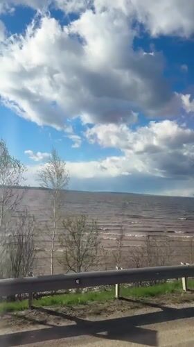 Roadside water views documented in Kryukovo, Russia