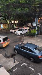 Street scene documented in overcast Mexico City evening