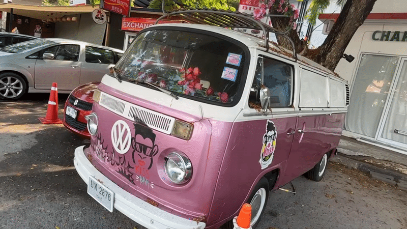 Vintage VW van, ISUZU bus spotted in Thai commercial district