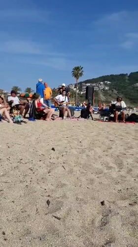 Beach band entertains relaxing crowds in Alanya, Turkey