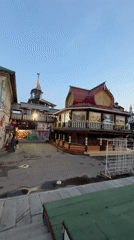Twilight walk through traditional Moscow architectural complex documented