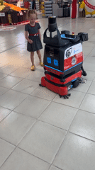 Lotte Mart Nha Trang: flowers, robots, and prairie dogs