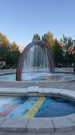 Moscow afternoon scenes: parks, xylophone, dogs, architecture documented