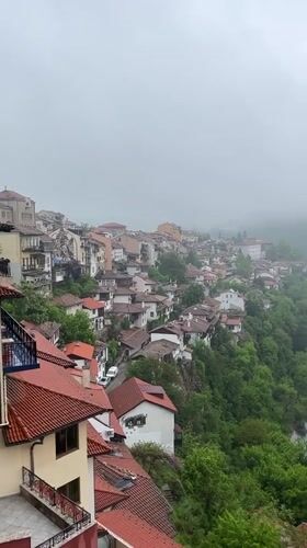 Tourist captures foggy morning views of historic Veliko Tarnovo