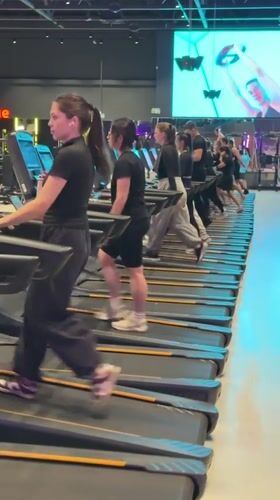 Fitness Activity Observed at Murino Gym During Afternoon Hours