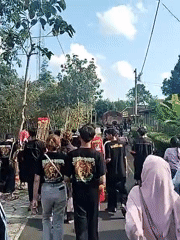 Rural procession and street gathering observed same morning