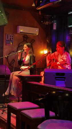 Acoustic duo performs live at Sarajevo's City Pub