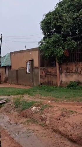 Rainfall creates muddy conditions in Barakin Akawo, Nigeria