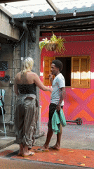 Evening snapshots capture casual life across São Paulo neighborhoods