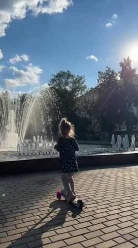 Sunny afternoon at a Voronezh fountain plaza