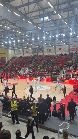 Basketball game draws red-clad crowd in Botevgrad arena