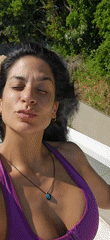 Woman photographed in multiple poses outdoors in Cabo Frio