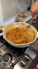Home cooking observed in Aprilia: spaghetti with Mediterranean sauce